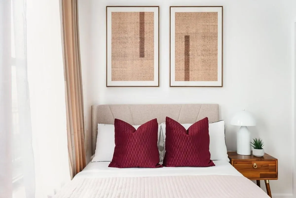 153-5A Charming 2Br Les W D Apartment New York